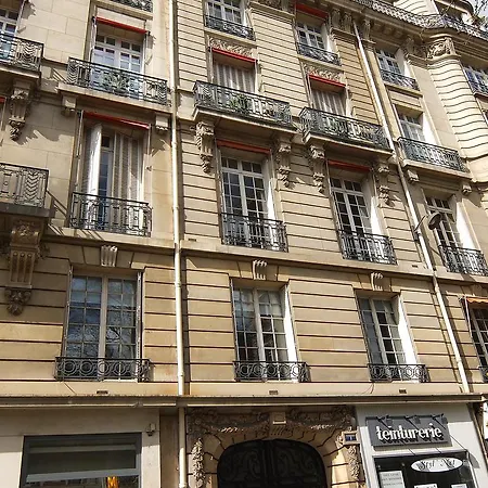 Chazelles París